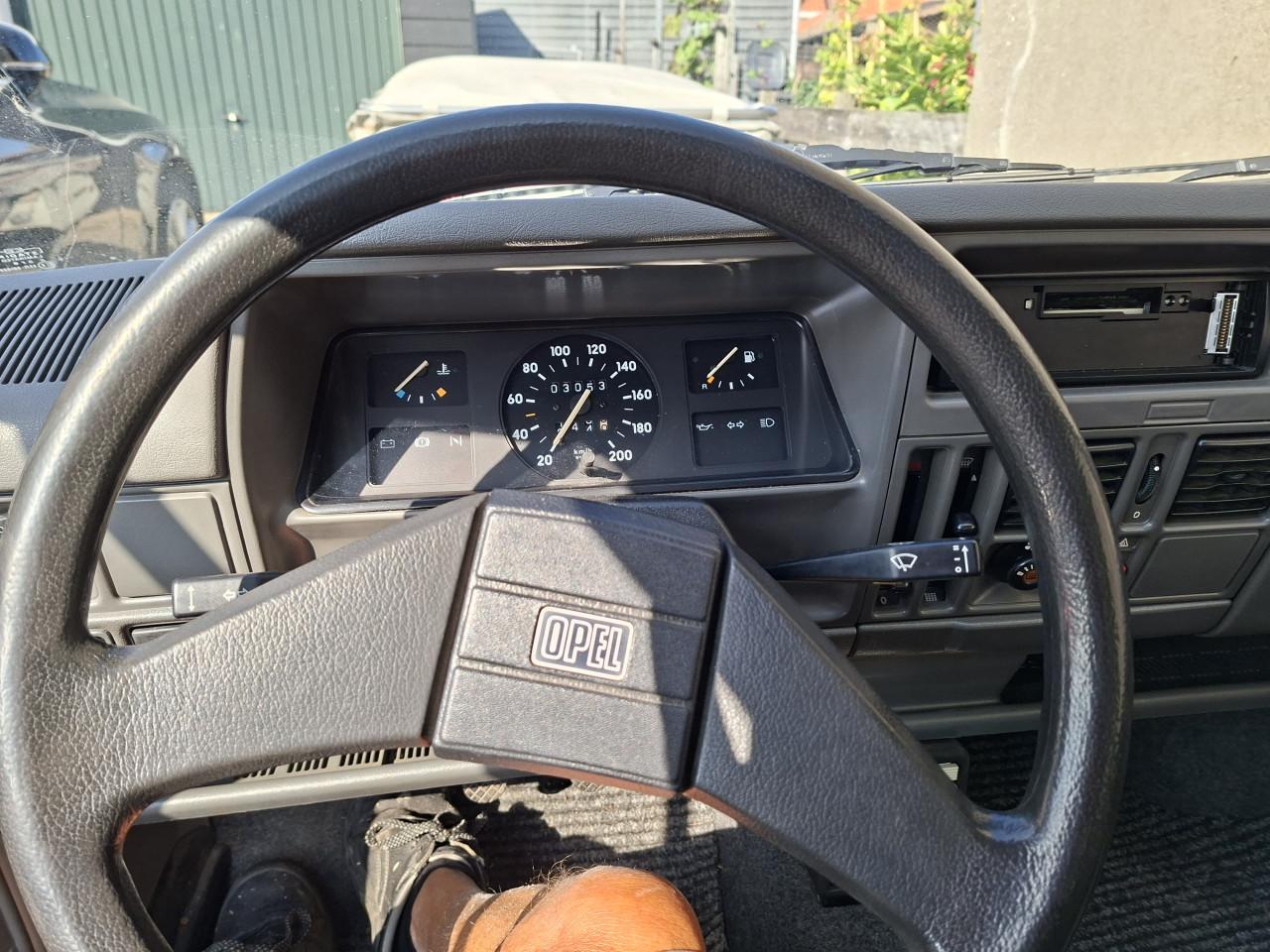 ORIGINELE OPEL CORSA 1988