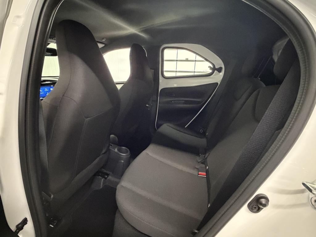 Toyota Aygo x 1.0 vvt-i s-cvt first| stoelverw.| carplay| led| lichtmetaal|