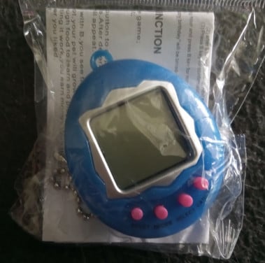 Nieuwe ...soort Tamagotchi. Werkt hetzelfde!