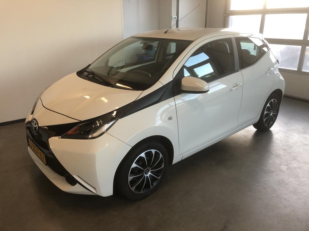 Toyota Aygo 1.0 vvt-i x-play