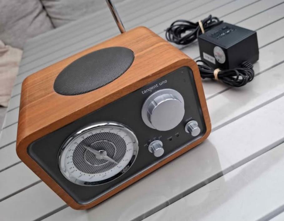 Tangent Uno tafelradio.