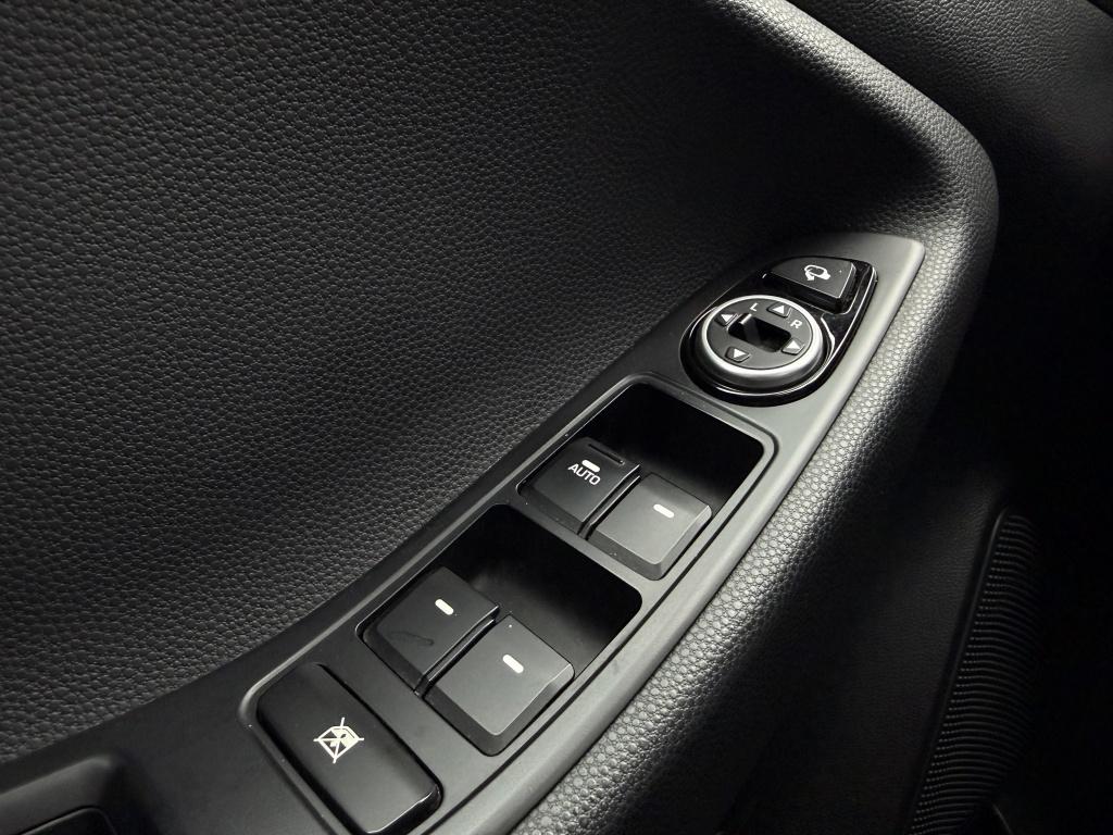 Hyundai I 20 1.2 hp i-motion comfort // black edition //