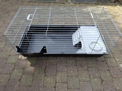 Grote kooi voor konijn/cavia