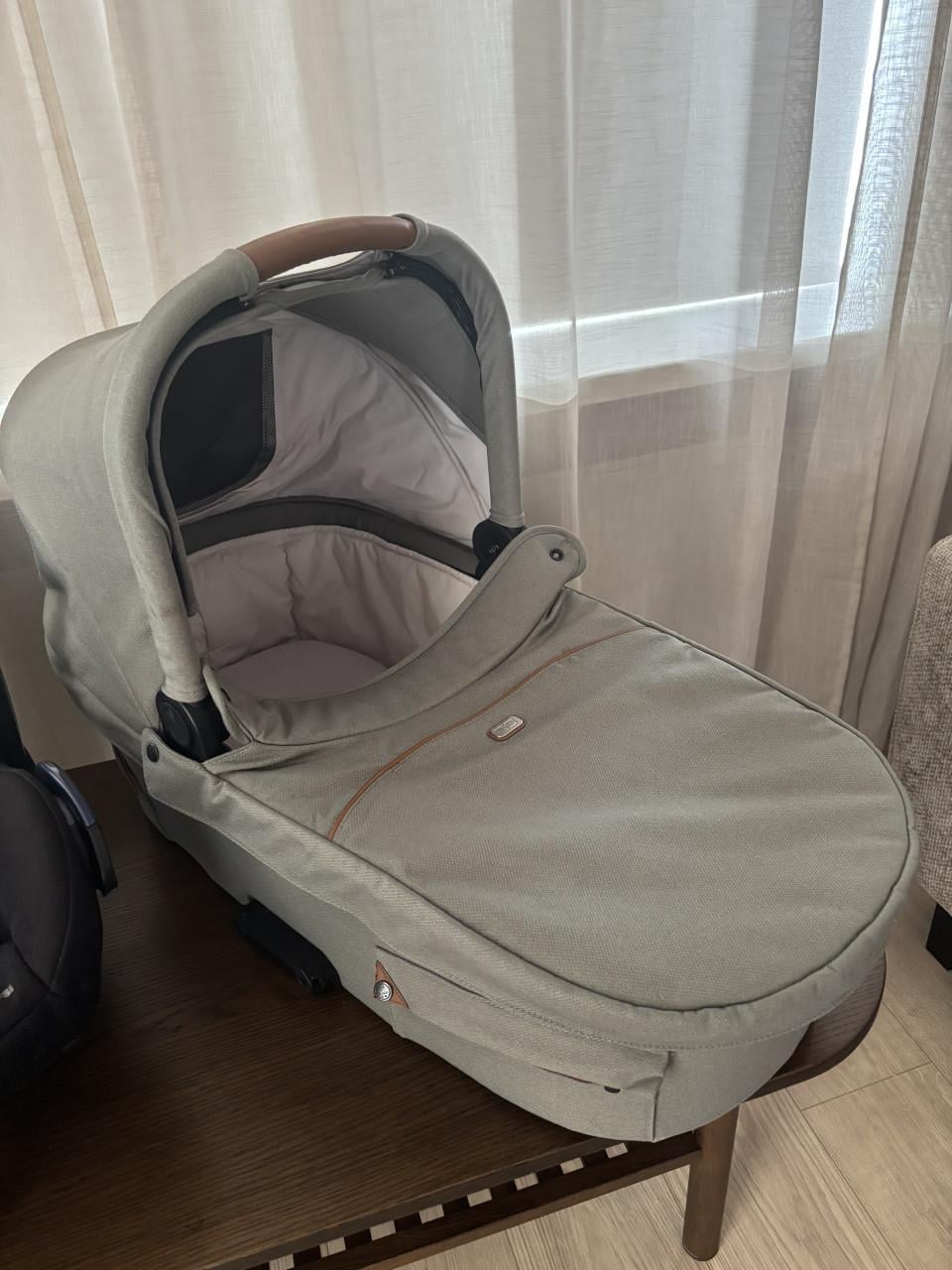 Kinderwagen musty nio