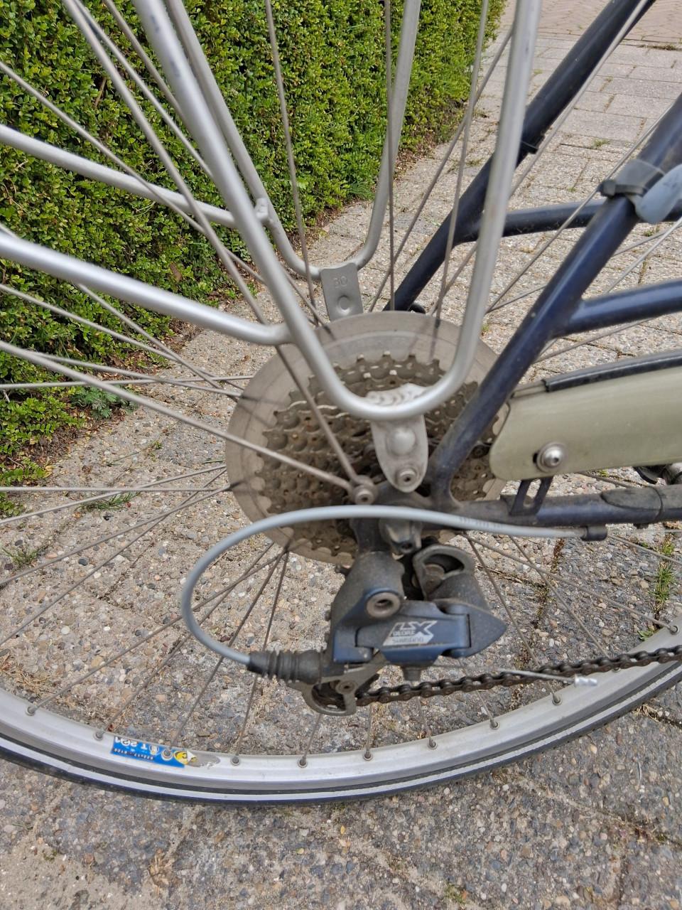 Sportieve damesfiets 21 versnellingen.