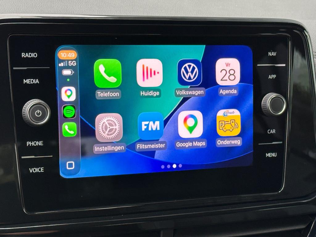 Volkswagen T-roc 1.5 tsi 150pk dsg r-line | black style | camera | keyless 