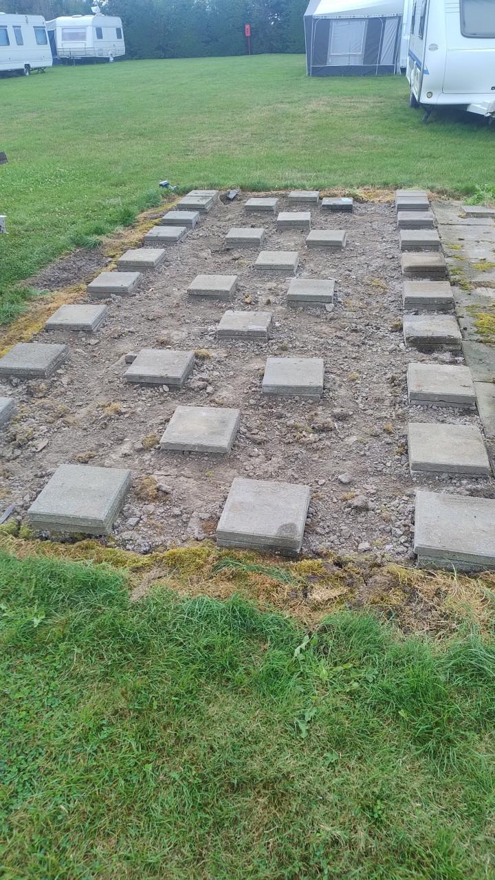30x30 tegels grijs, 70 stuks gratis ophalen