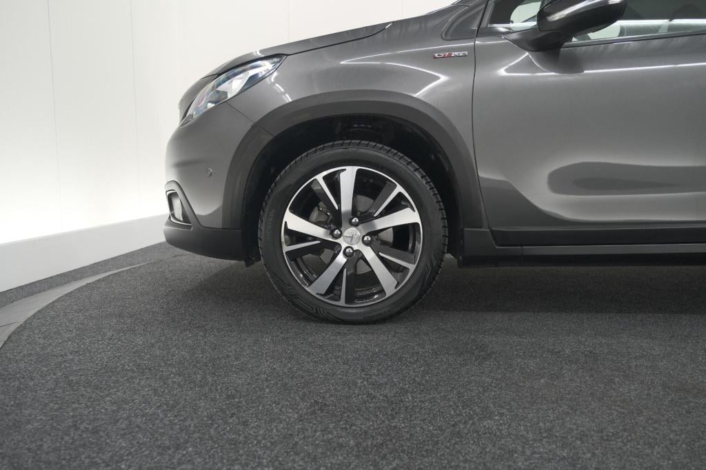 Peugeot 2008 puretech 110 eat6 gt-line | camera | panoramadak | navigatie |