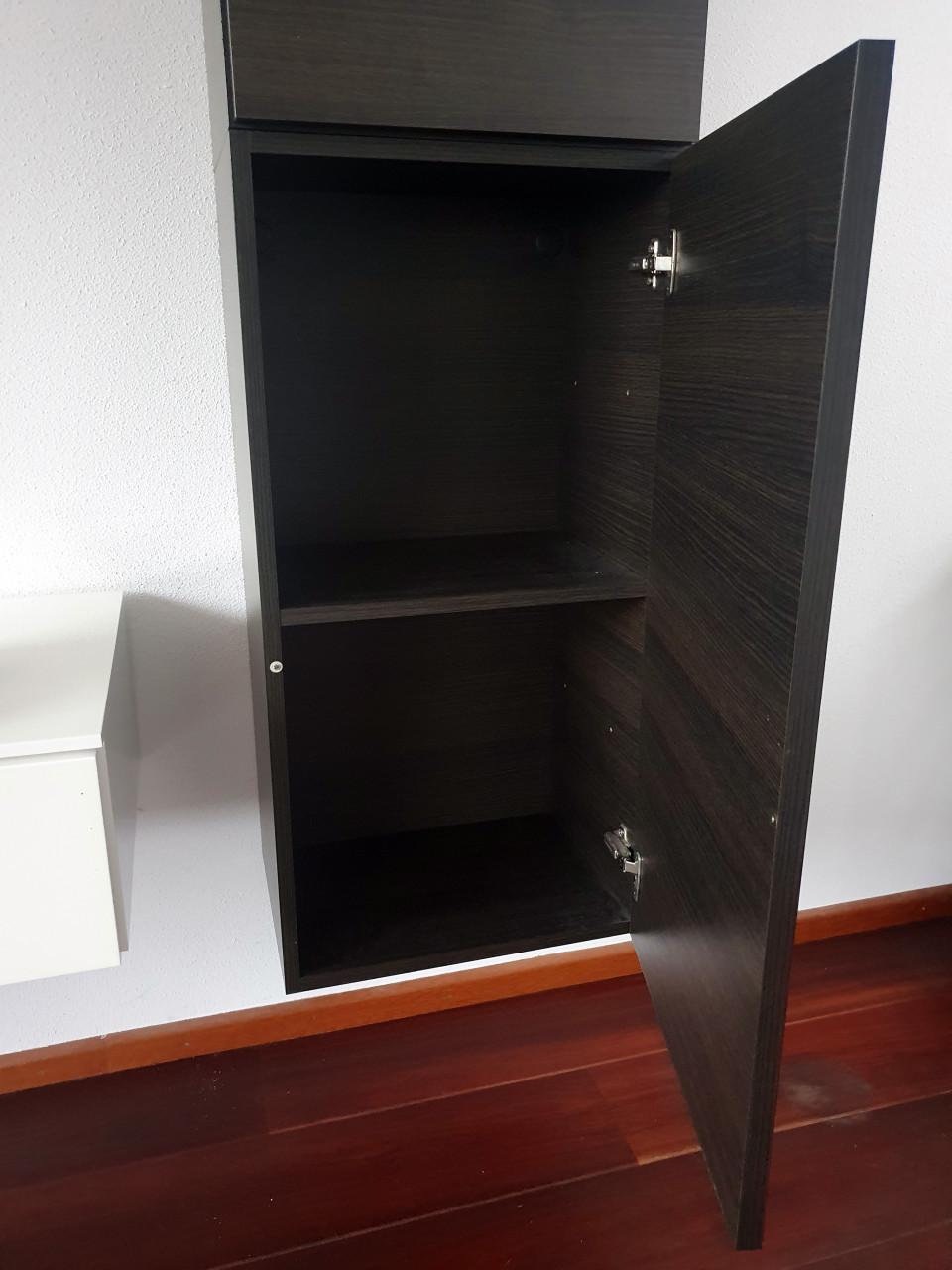 Bruin/zwarte hangkast 2 deurs design kast