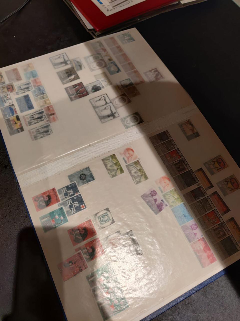 Dun Importa album met zegels en series Nederland