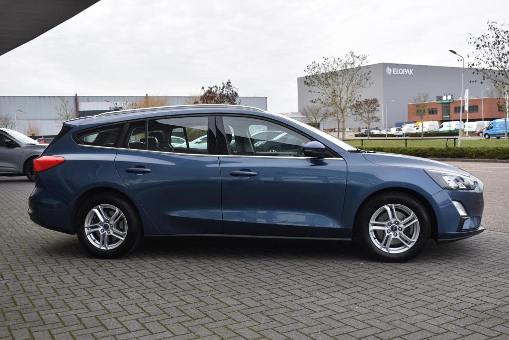 Ford Focus wagon 1.0 ecoboost trend edition business | cruise control | air