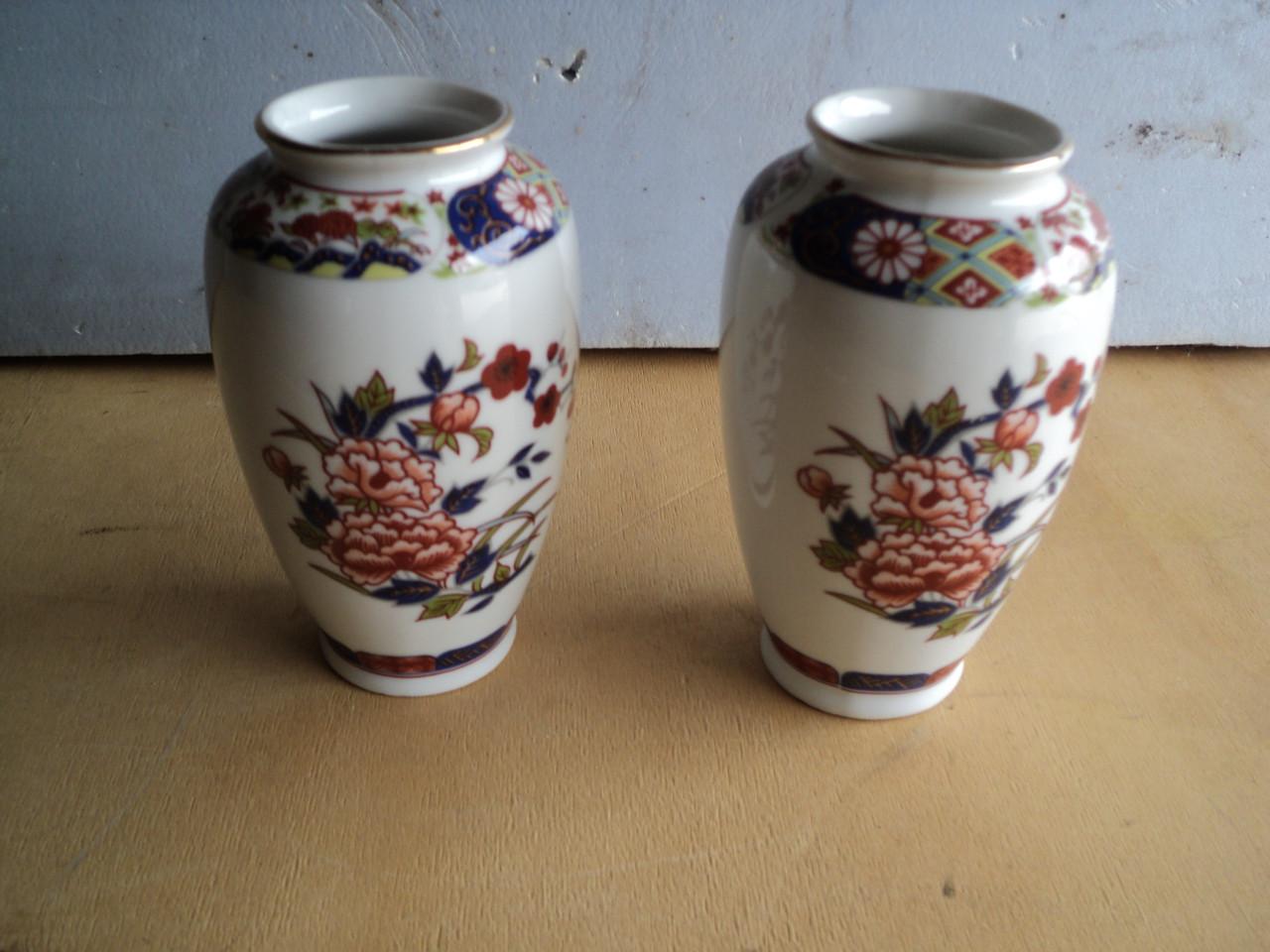 2 vaasjes