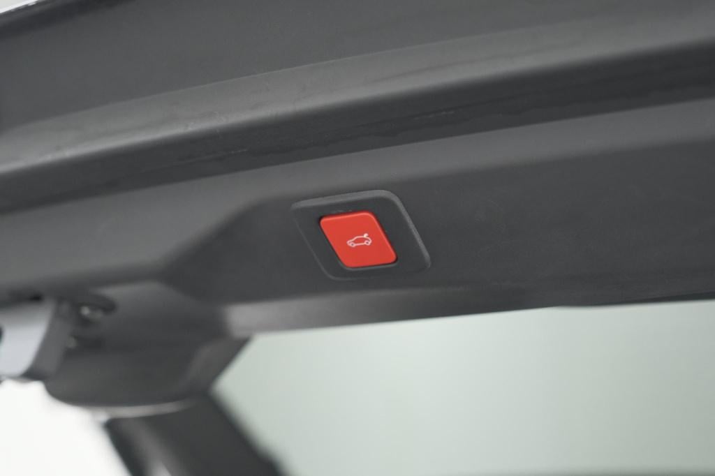 Peugeot 3008 1.2 hybrid 145 gt | elektrische kofferklep | camera | adaptiev