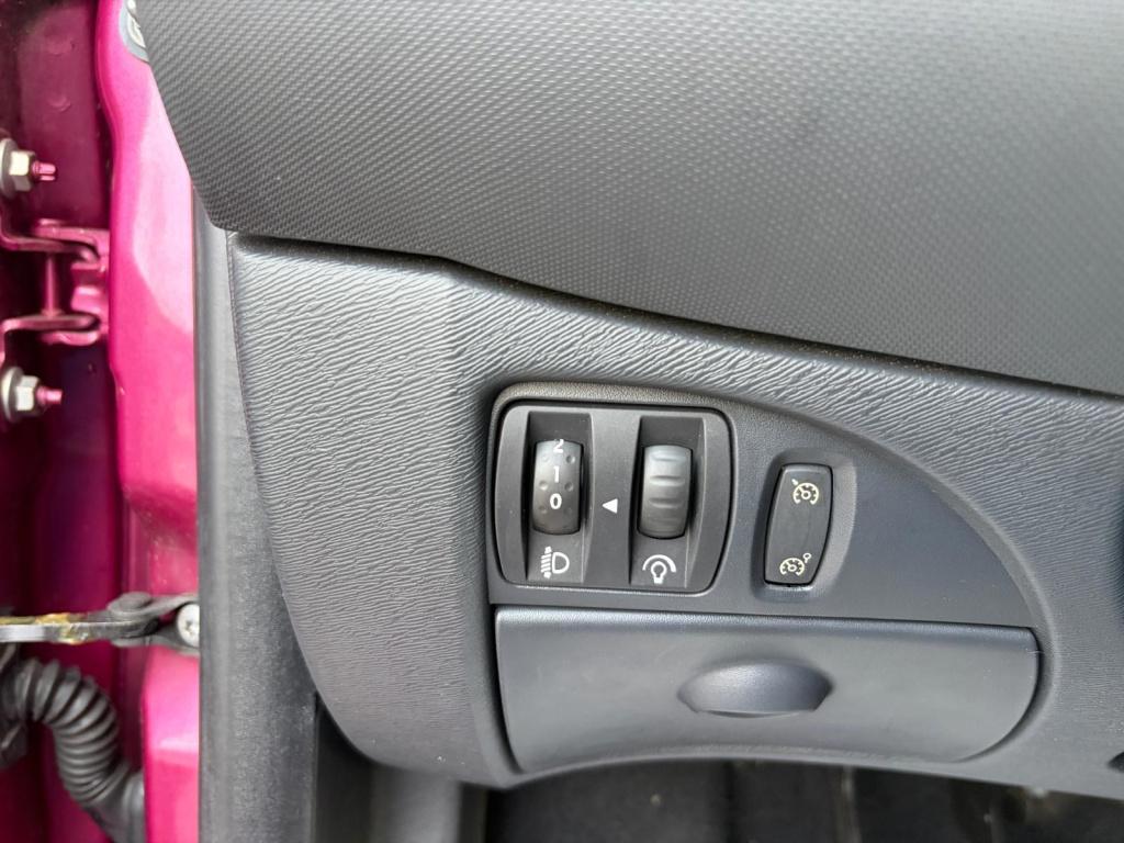 Renault Twingo 1.2 16v dynamique/pano/airco/cruise control/hele leuke auto/