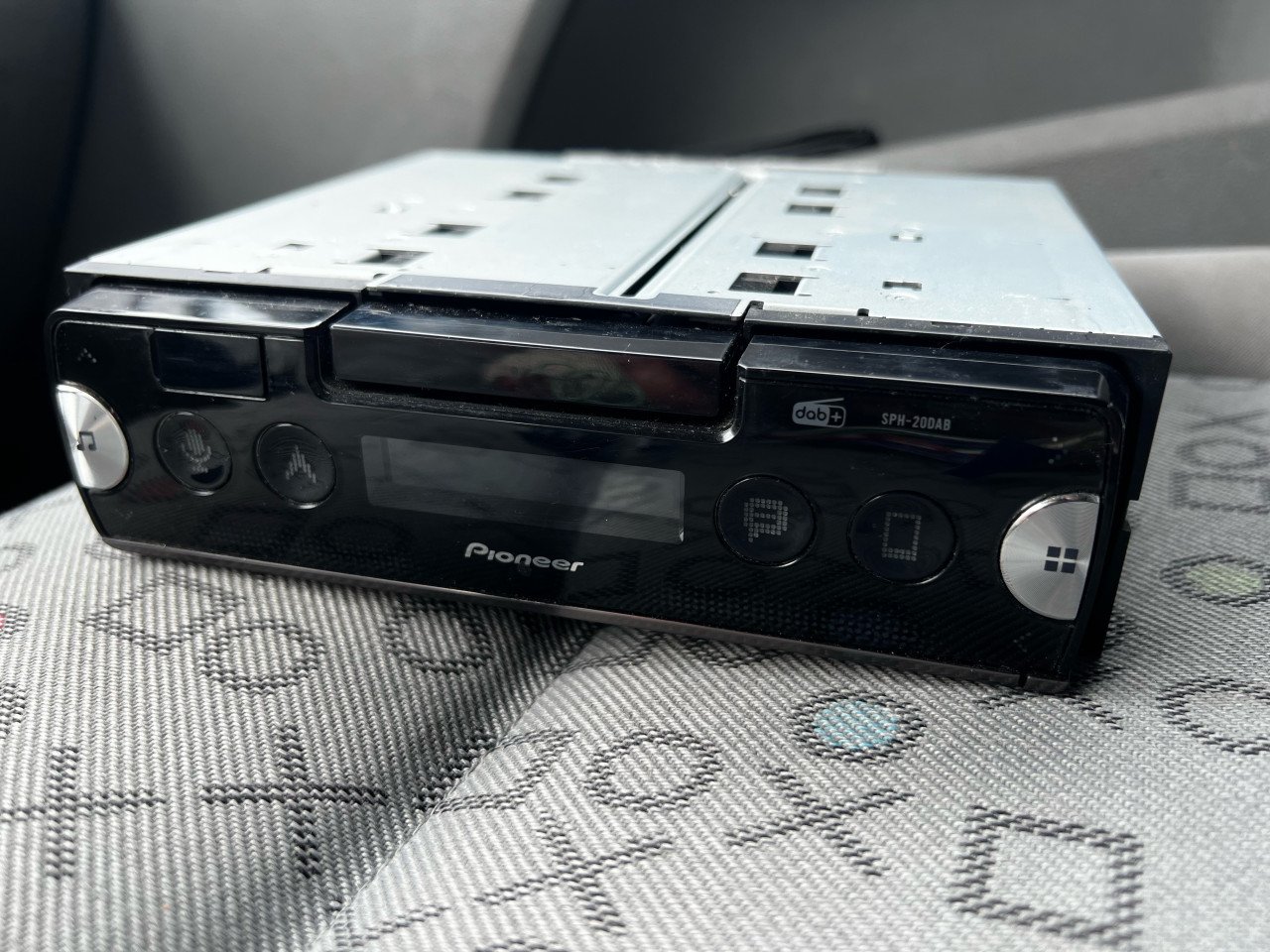 Pioneer SPH-20DAB DAB+ Bluetooth auto radio