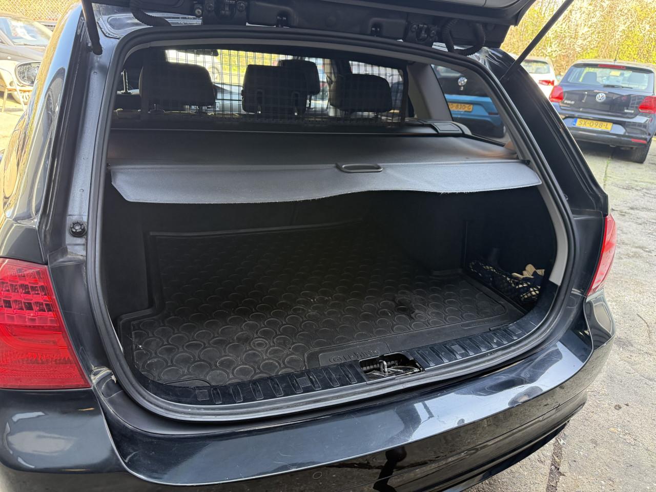 BMW 3-serie Touring 318i Luxury Line | Automaat| NAP