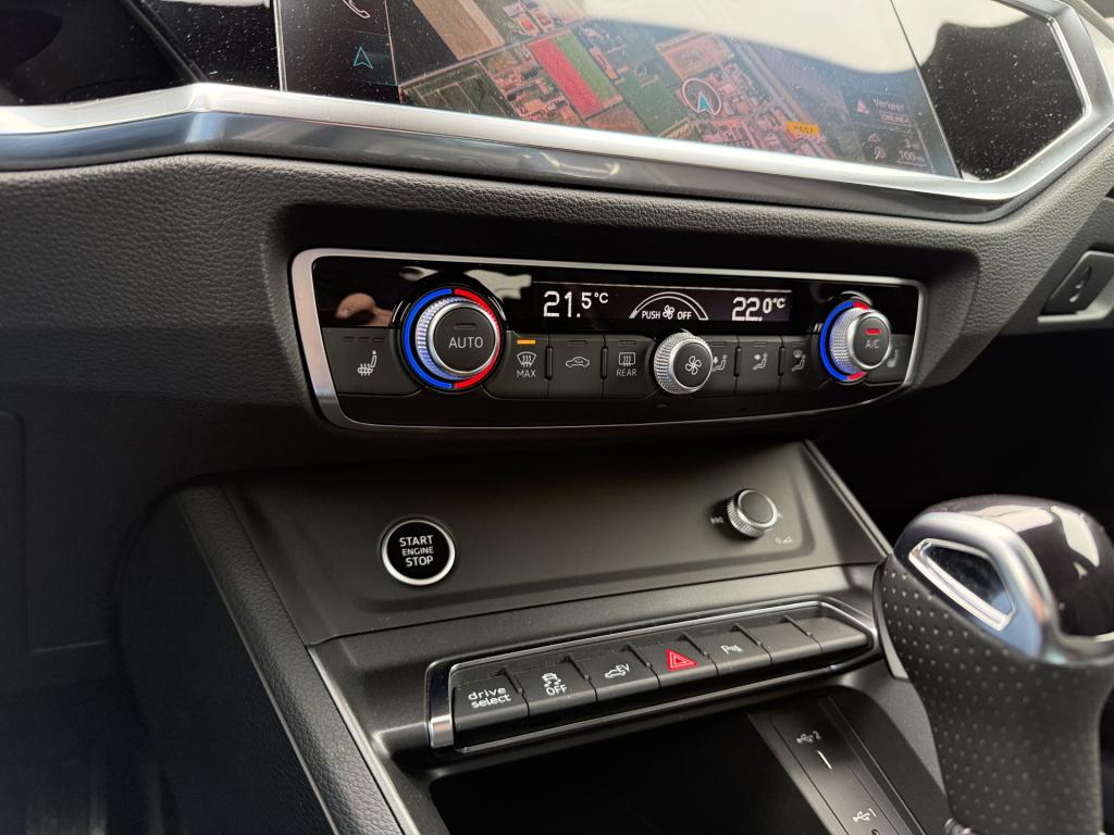 Audi Q3 45 tfsi e hybrid 245pk s edition | zwart optiek