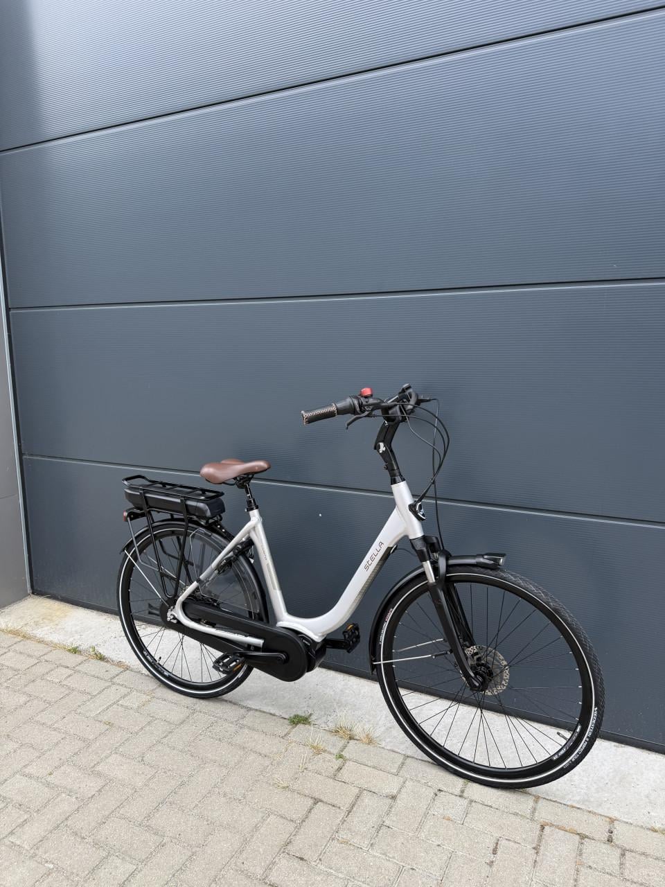 Stella Livorno middenmoter elektrische fiets 400WH