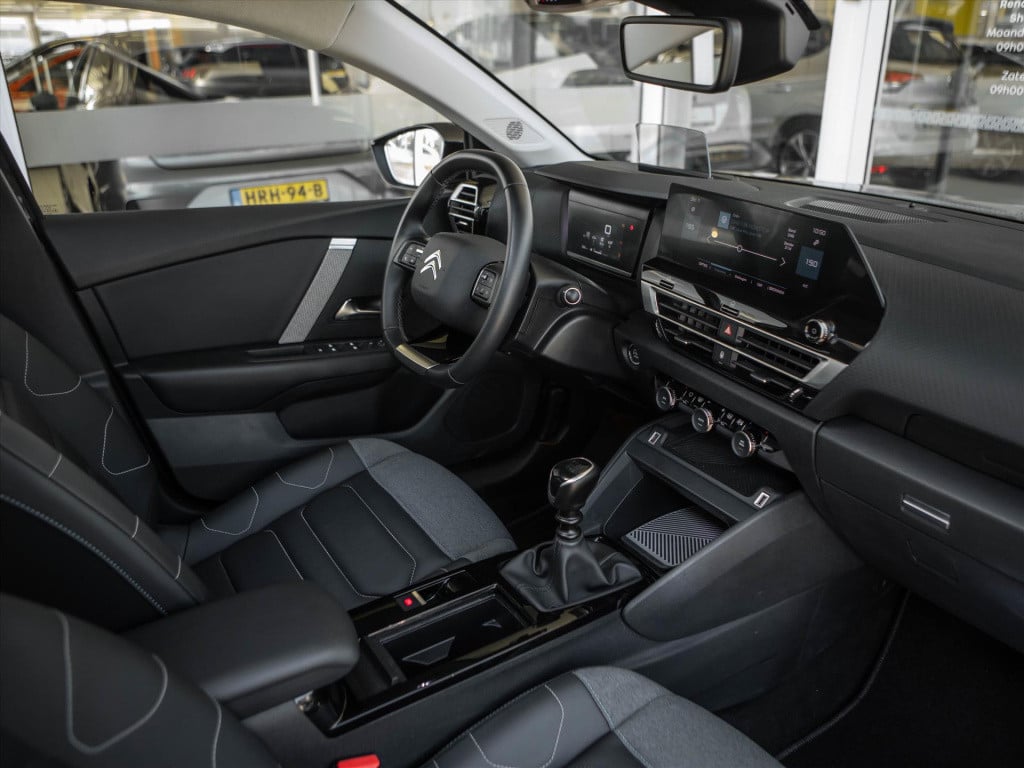 Citroen C4 1.2 puretech 130pk shine | panoramadak | hud | camera | navigati