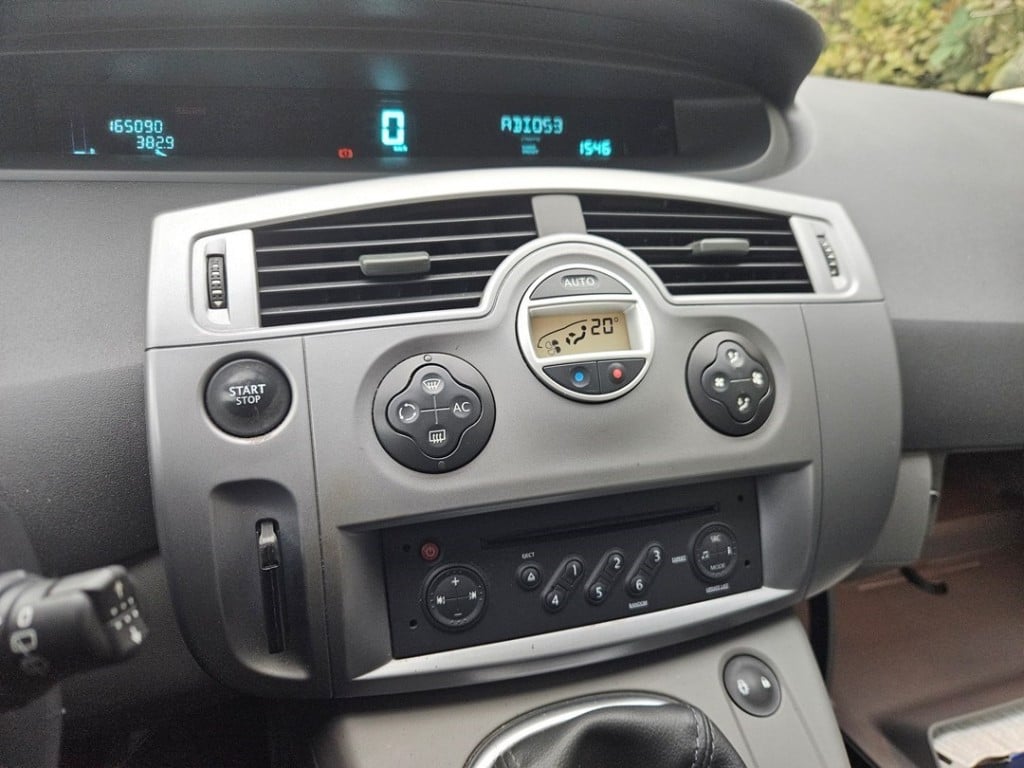 Renault Scenic 2 1.6 16v