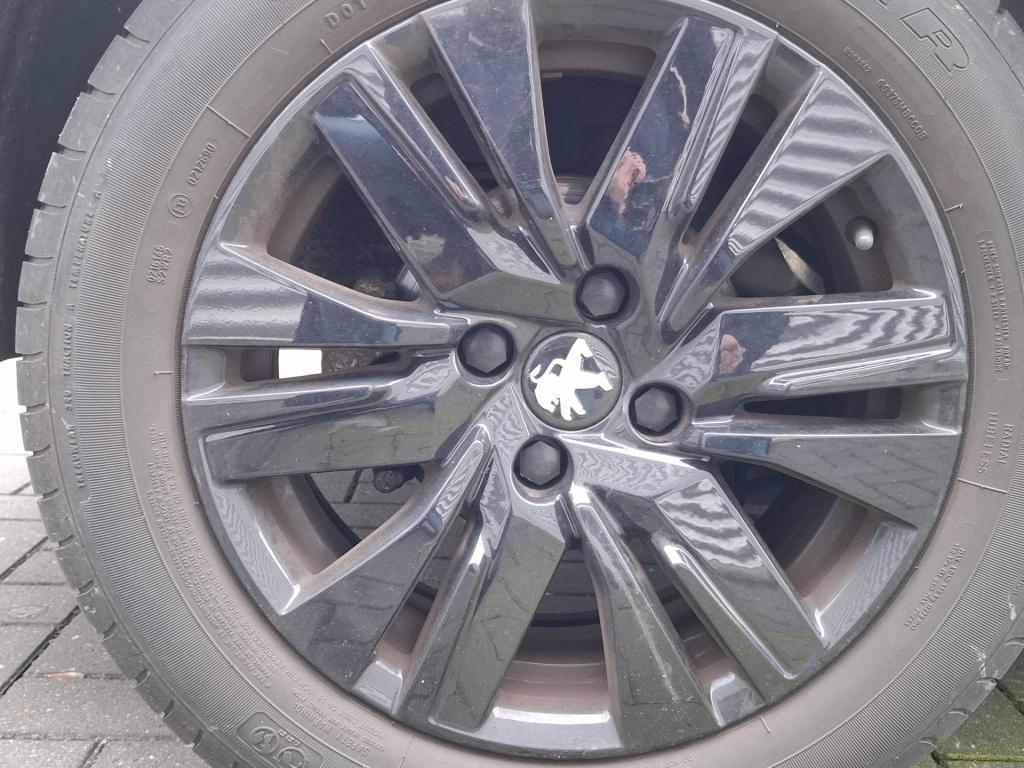 Peugeot 2008 suv 130 allure pano/cam/lmv/trekhaak