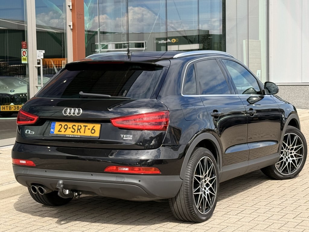 Audi Q3 2.0 tfsi quattro | afn trekhaal | stoelverwarming | half leder | pa