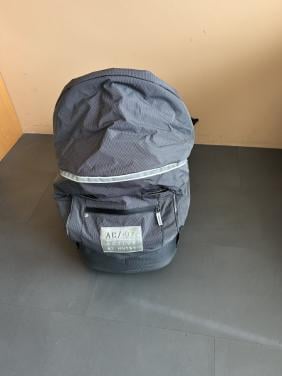 Musty kinder en wandelwagen compleet met tassen etc