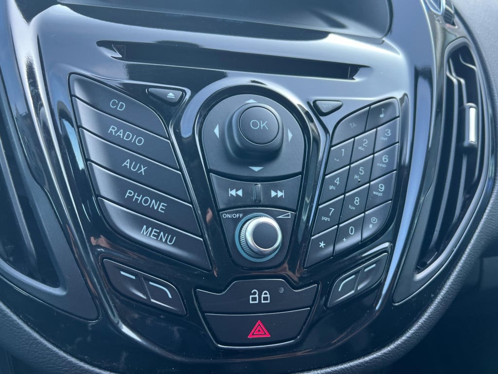 Ford B-max 1.0 ecoboost titanium, rijklaar inclusief garantie