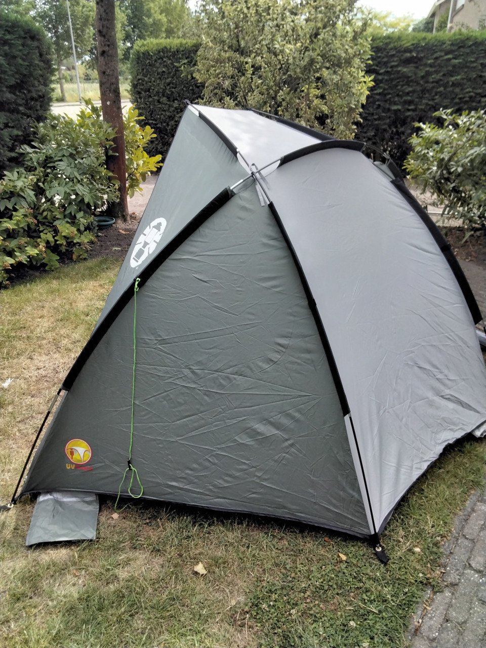 Strandtent coleman 1x gebruikt.