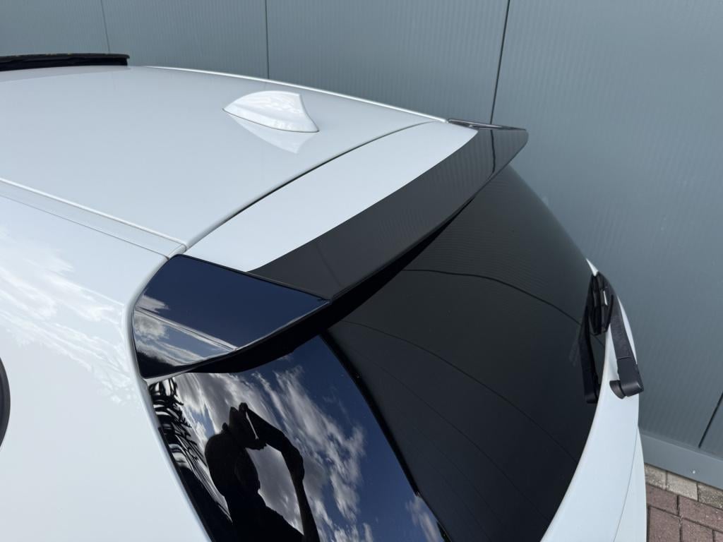 BMW 1 Serie 118i 170pk executive sportline 5-drs