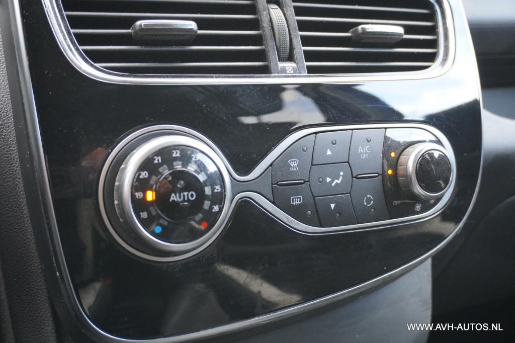 Renault Clio estate 0.9 tce bose