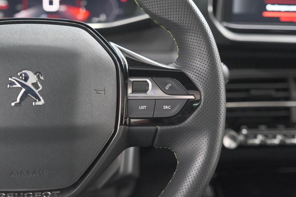 Peugeot 2008 puretech 130 gt | elektrisch panoramadak | camera | dodehoekde