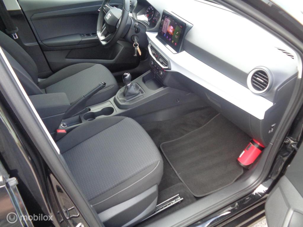 Seat Ibiza 1.0 mpi style/airco ecc/led/lm velgen/pdc/apple carplay/full lin