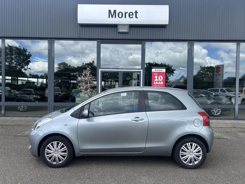 Toyota Yaris 1.3 vvti sol mmt automaat