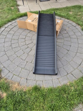 Hondenloopplank   auto