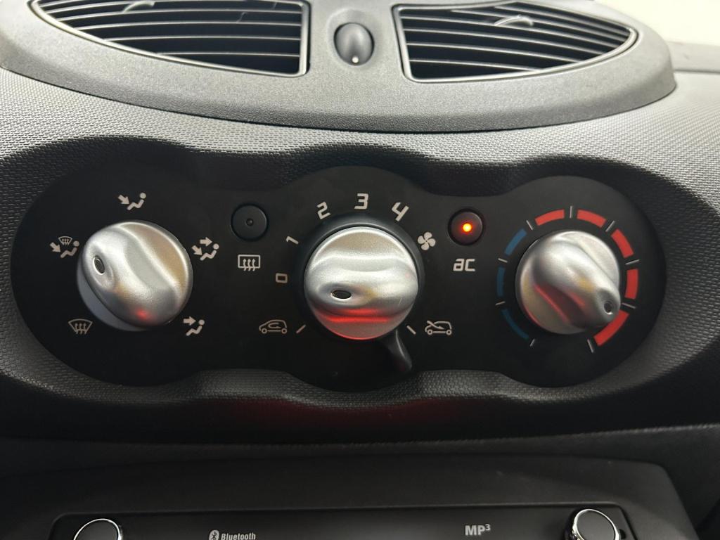 Renault Twingo occasion 1.2 16v collection | wit | tweedehands renault twin