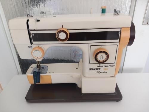 PFAFF/KAYSER vrije arm zig-zag naaimachine