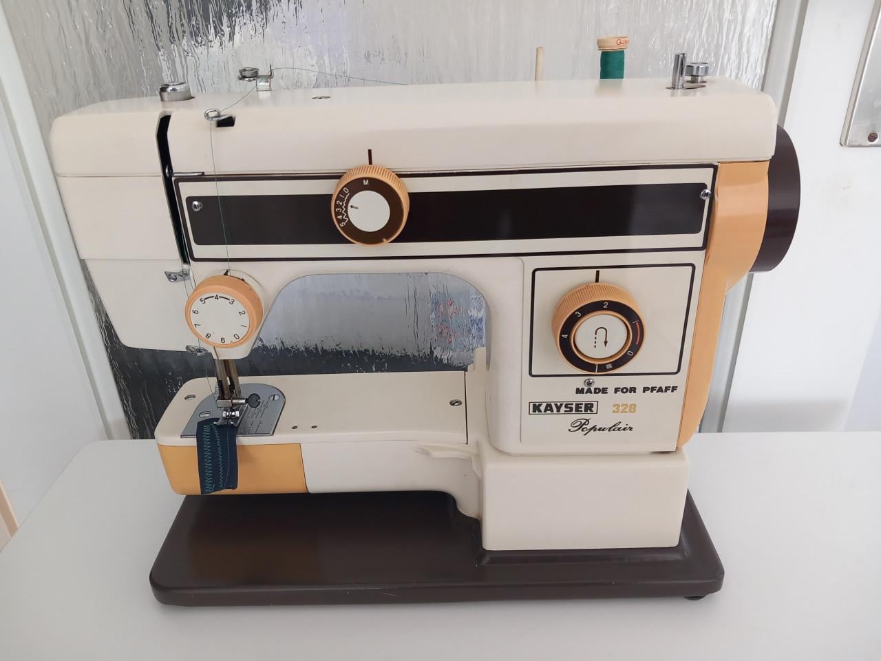 PFAFF/KAYSER vrije arm zig-zag naaimachine