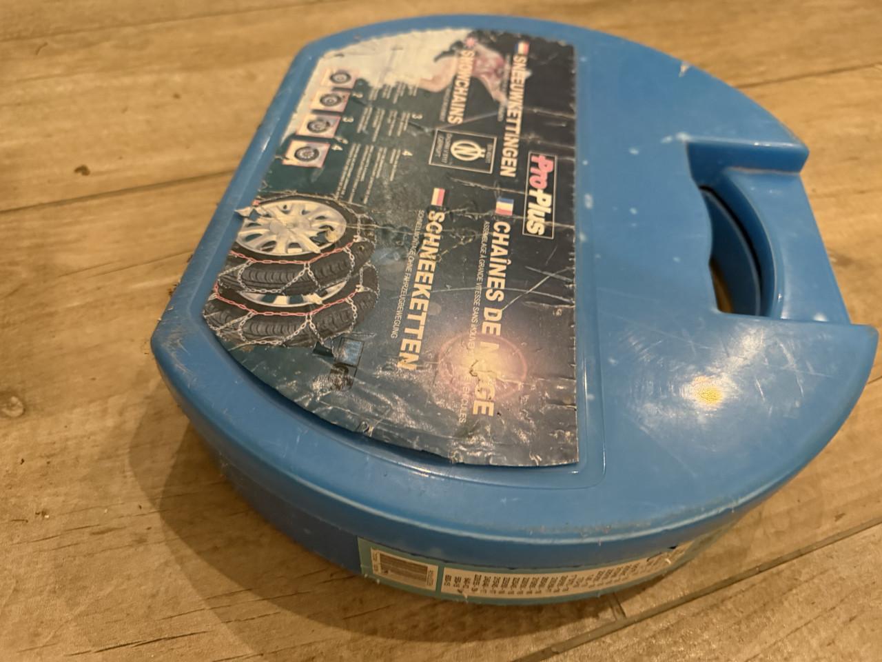 Sneeuwkettingen 14 15 16 en 17 inc nieuw