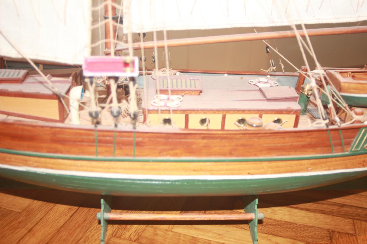 Zeilboot,,handgemaakt..70/70 cm