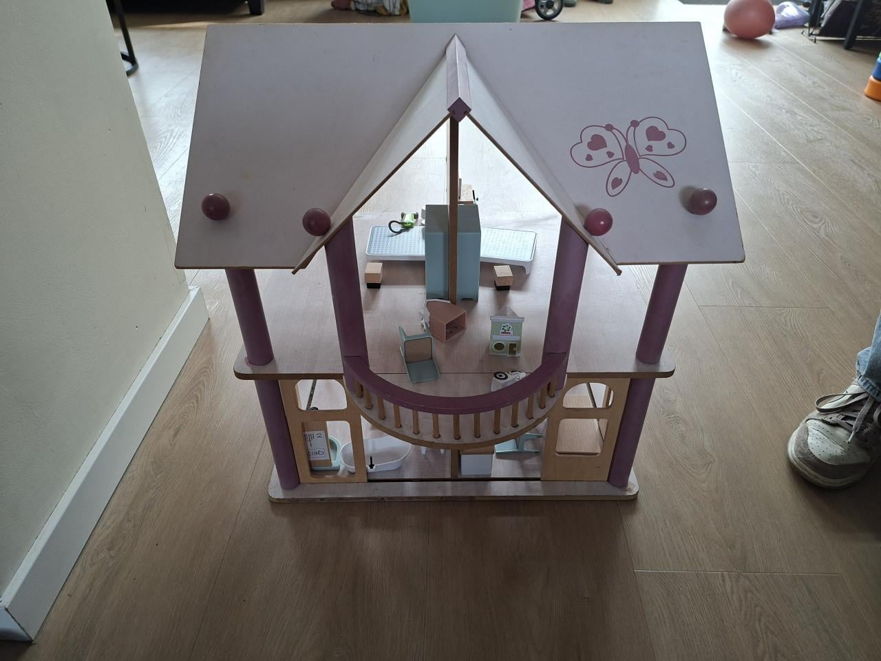 Poppenhuis (incl. meubels)