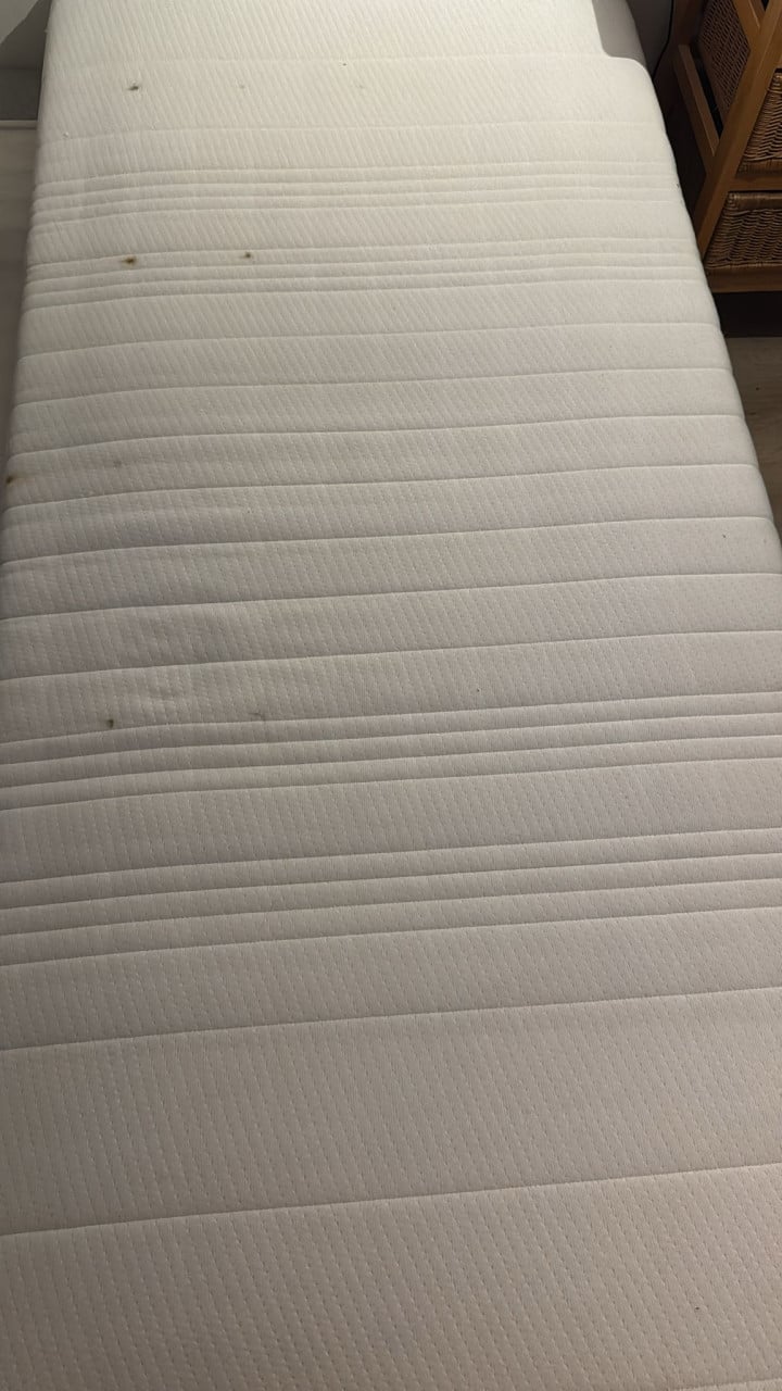 1-pers (90x200) bed - bedframe + lattenbodem + matras