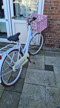 Mooi meisjes fiets Cortina U4 met 3 versnellingen- 26 inch