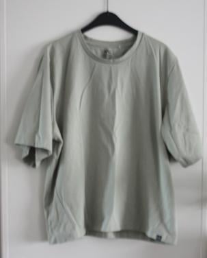 Pastelgroen tshirt maat xxl