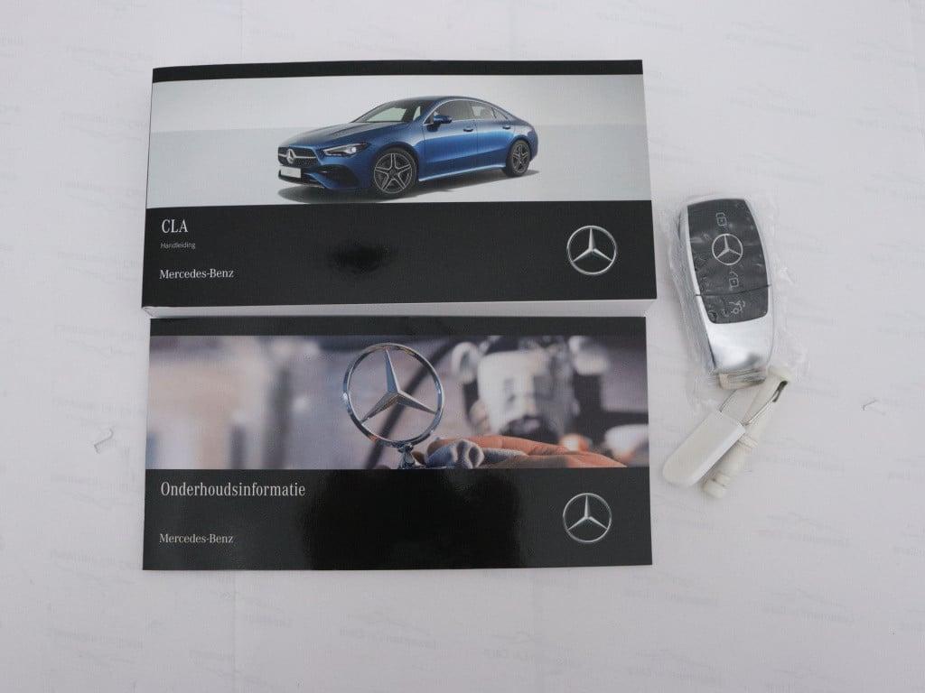 Mercedes-Benz Cla 180 star edition | dodehoekassistent | keyless go | parke
