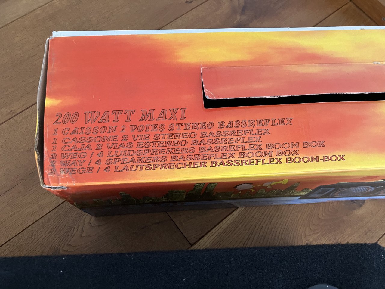 Marquant 327 – vintage boombox