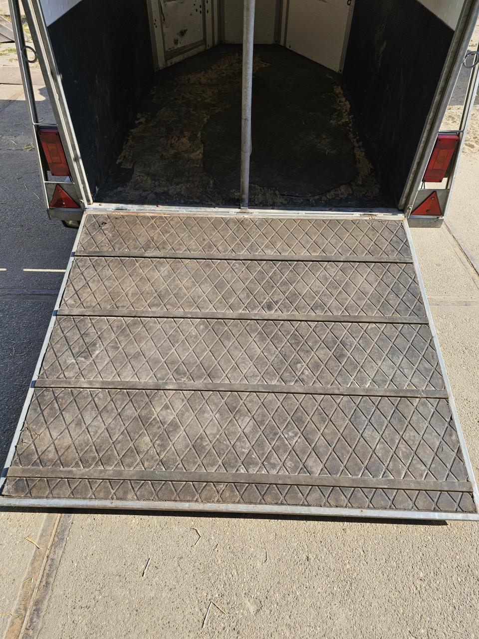 2 paards trailer