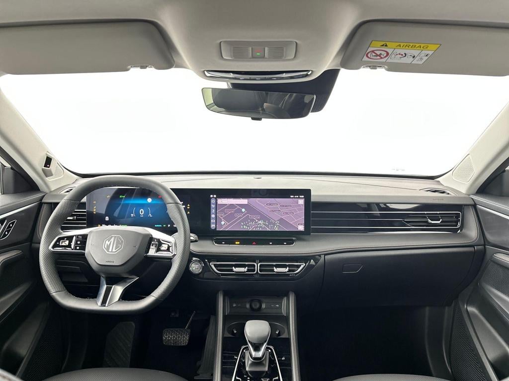 MG Hs mg phev 1.5 luxury madness deal edition
