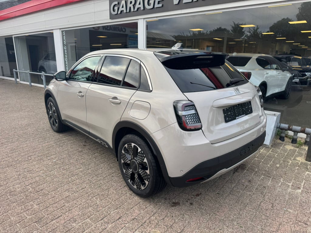 Fiat 600 1.2 hybrid la prima