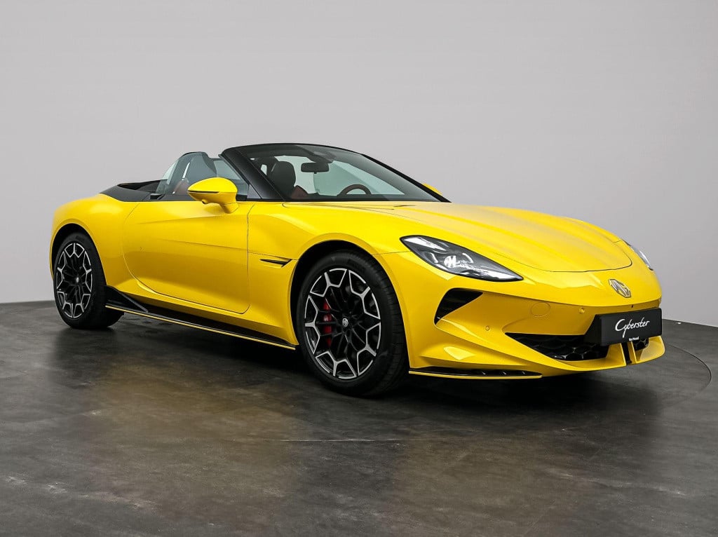 MG Cyberster mg trophy extended range 77kwh | showroommodel | 507 km bereik